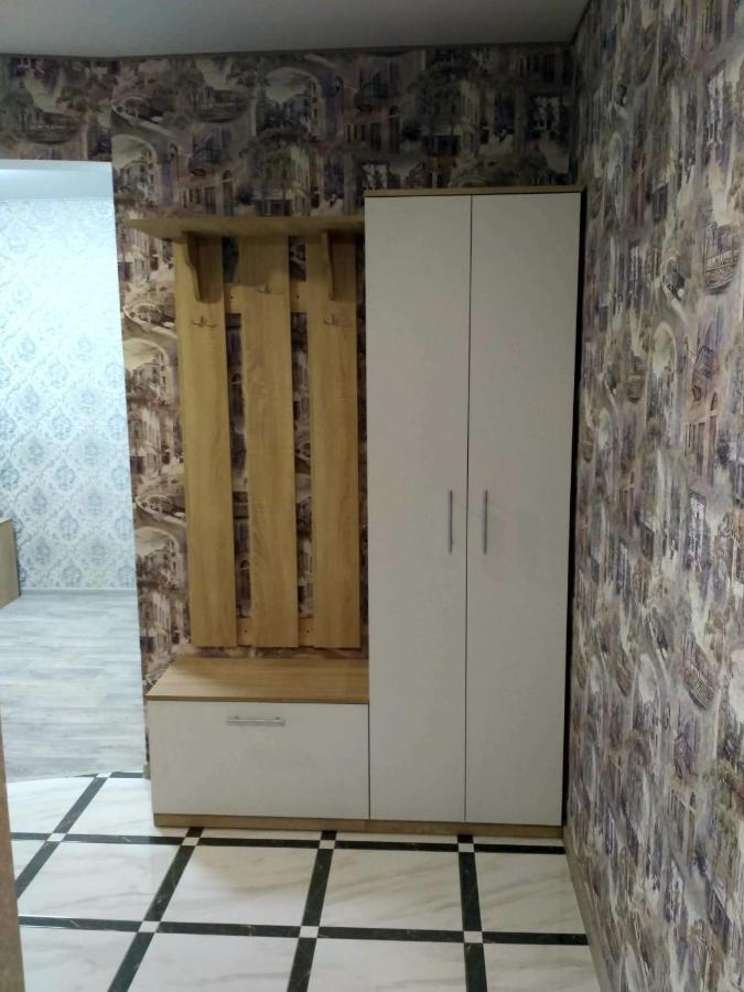 Подобово Квартира В Центрі Міста Konotop Exterior photo